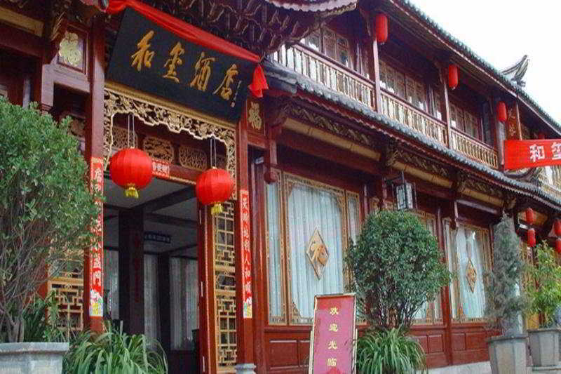 He XI Resort Hotel Лиджанг Екстериор снимка